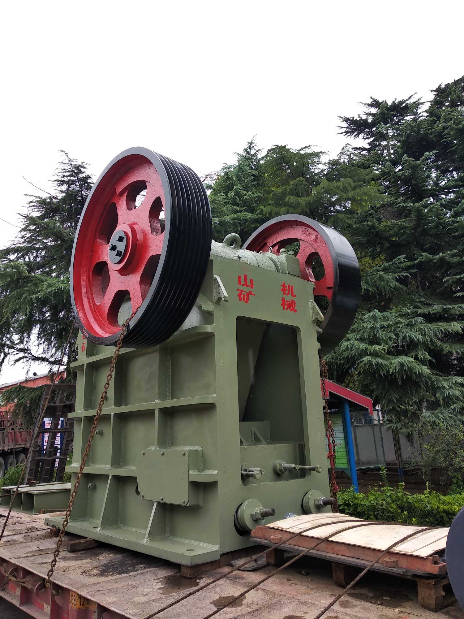 Jaw crusher 750×1060 mm