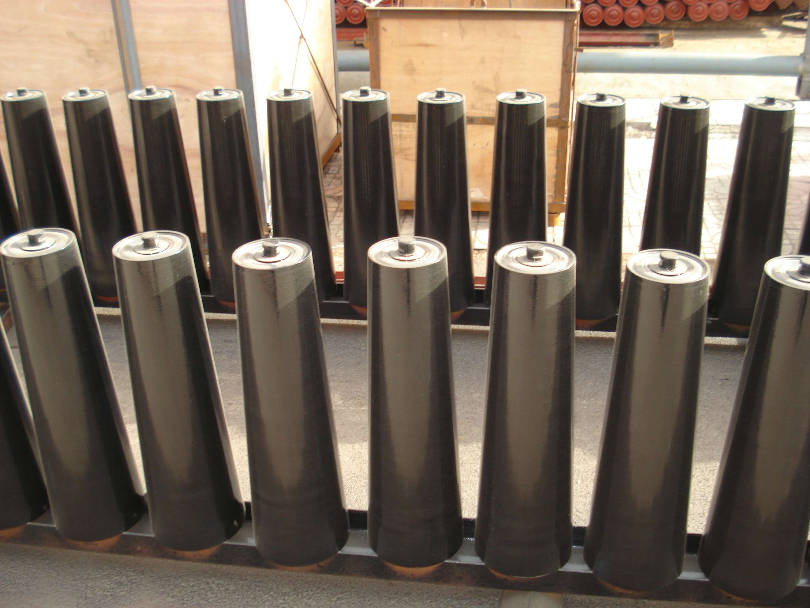 Conveyor belt rollers