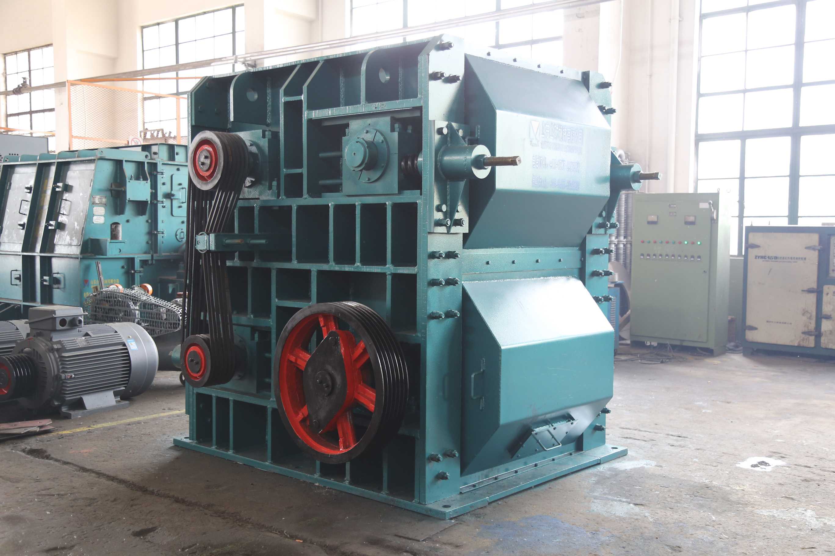 Four Teeth Roller Crusher