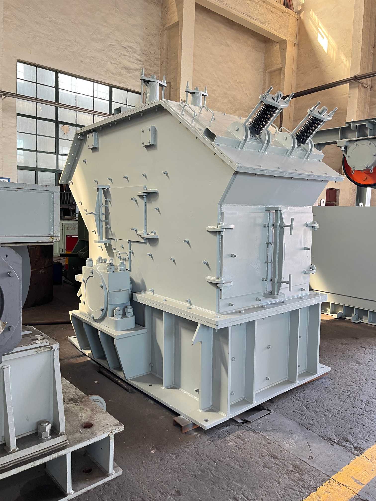 Impact crusher 1250×1000 mm